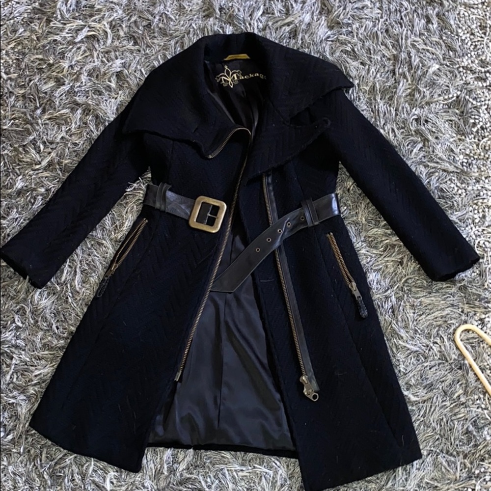 Mackage women’s wool coat w/leather belt &details